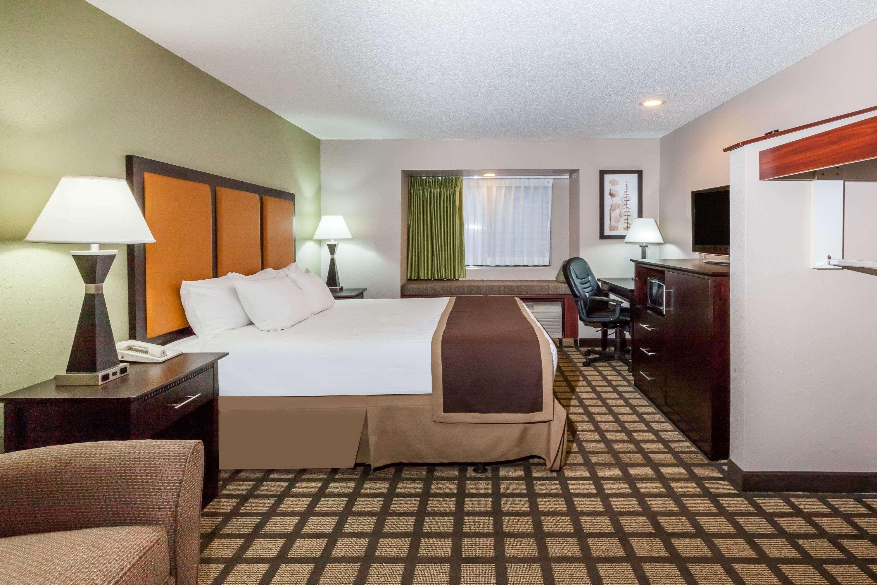 Hotel Baymont By Wyndham Gaylord Exteriér fotografie