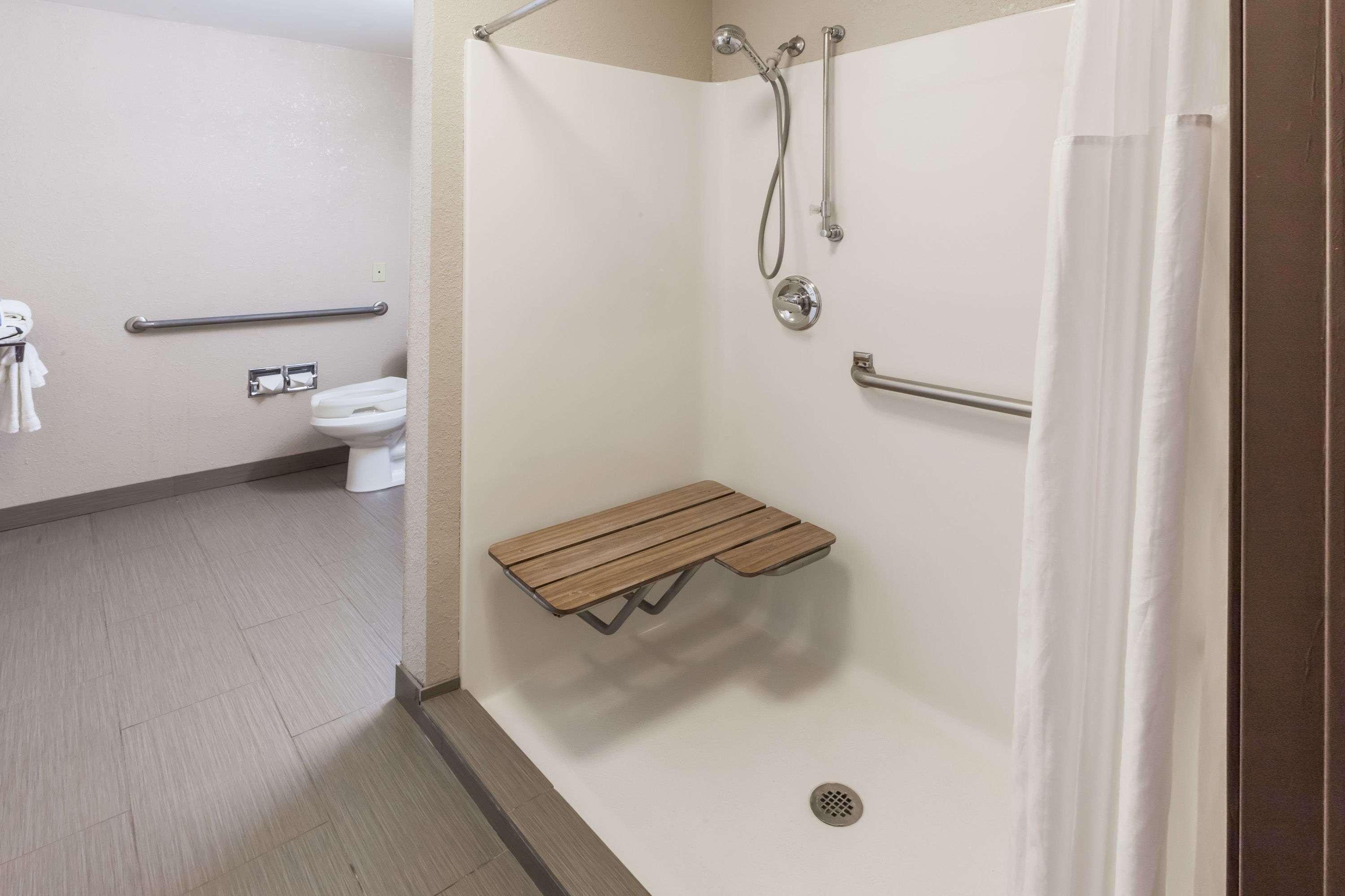 Hotel Baymont By Wyndham Gaylord Exteriér fotografie