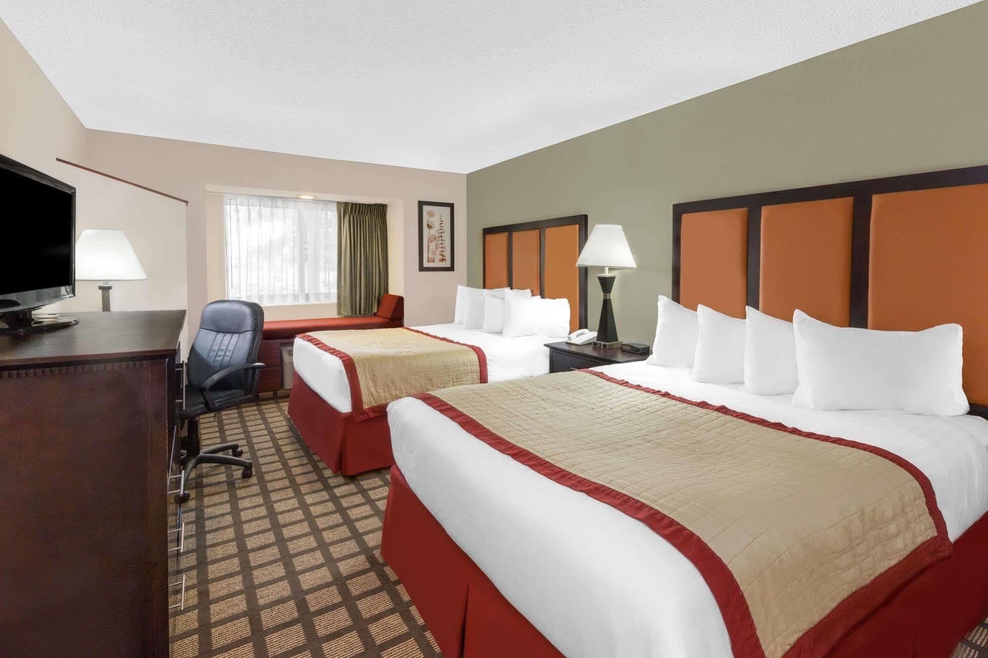 Hotel Baymont By Wyndham Gaylord Exteriér fotografie
